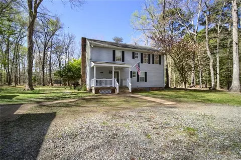 4518 Sterling Creek Rd, Gloucester, VA 23061