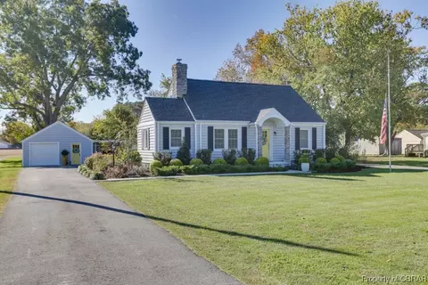 8714 Guinea Rd, Hayes, VA 23072
