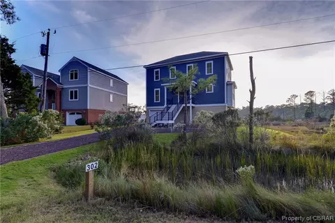 302 York Point Rd, Seaford, VA 23696
