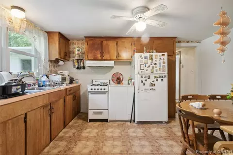 6398 Belroi Rd, Gloucester, VA 23061 photo 15