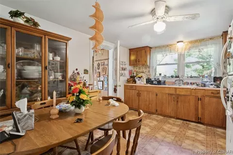 6398 Belroi Rd, Gloucester, VA 23061 photo 13