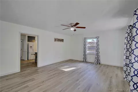 7039 Fox Mill Run Dr, Gloucester, VA 23061 photo 6