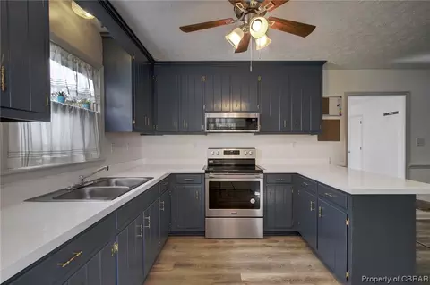 7039 Fox Mill Run Dr, Gloucester, VA 23061 photo 14