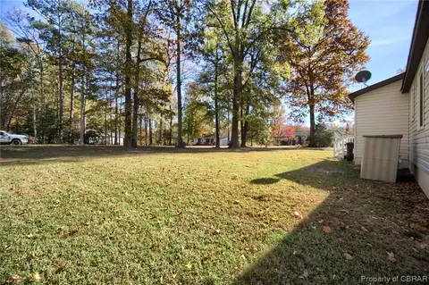 7039 Fox Mill Run Dr, Gloucester, VA 23061 photo 31