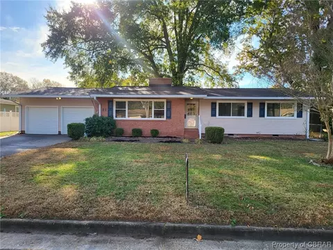21 Shore Park Dr, Newport News, VA 23602