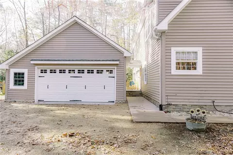11388 Coveside Pt, Gloucester, VA 23061 photo 12