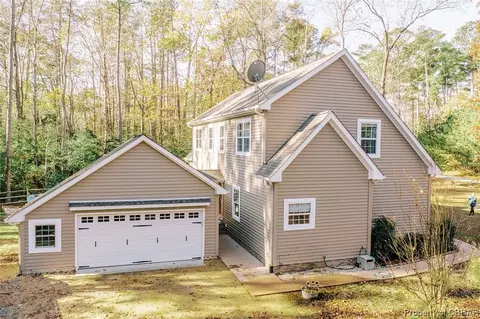 11388 Coveside Pt, Gloucester, VA 23061 photo 4