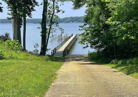11388 Coveside Pt, Gloucester, VA 23061 photo 49