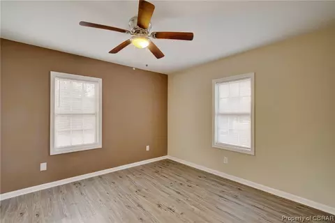8608 Back Creek Rd, Gloucester, VA 23061 photo 11