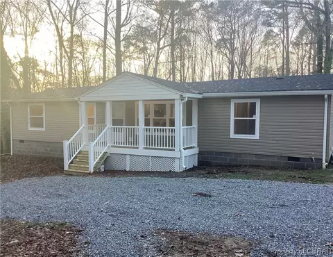 2332 River Rd, Lancaster, VA 22503