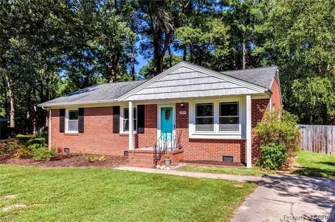 2705 Seaford Rd, Seaford, VA 23696