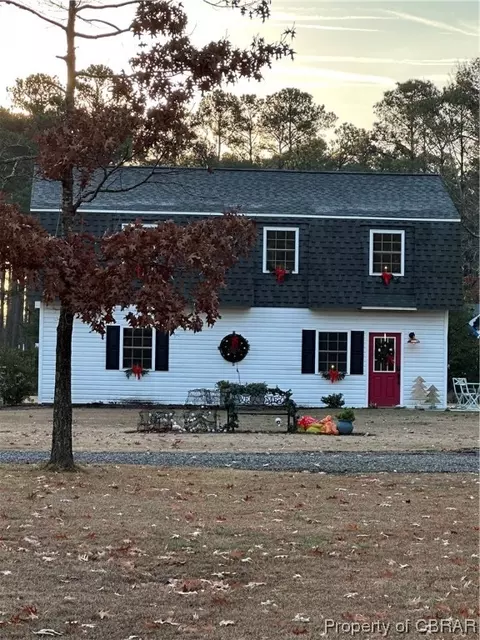 838 Lillys Neck Rd, Moon, VA 23119
