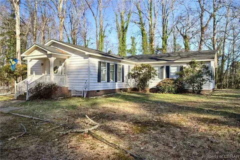 5625 Fiddlers Green Rd, Gloucester, VA 23061