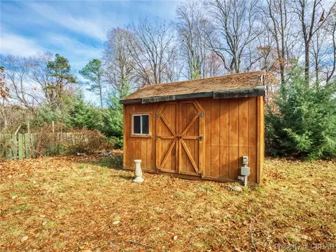 7083 Caffee Creek Ln, Gloucester, VA 23061 photo 45