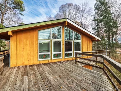 7083 Caffee Creek Ln, Gloucester, VA 23061 photo 18