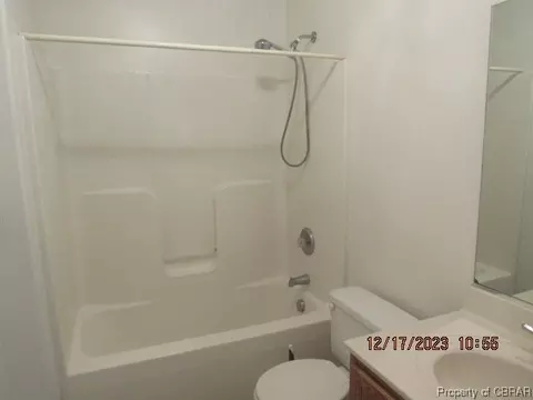 5807 Winterberry, Gloucester, VA 23061 photo 17