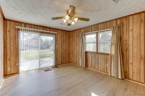 506 Angela Ct, Hampton, VA 23669 photo 11