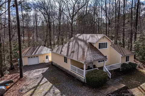 578 Canvasback Ln, Heathsville, VA 22473