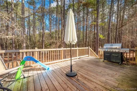 2587 Pine Top Ln, Gloucester, VA 23061 photo 35