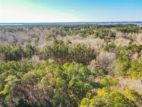 2587 Pine Top Ln, Gloucester, VA 23061 photo 50