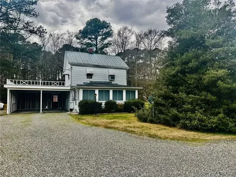 4594 Buckley Hall Rd, Cobbs Creek, VA 23035
