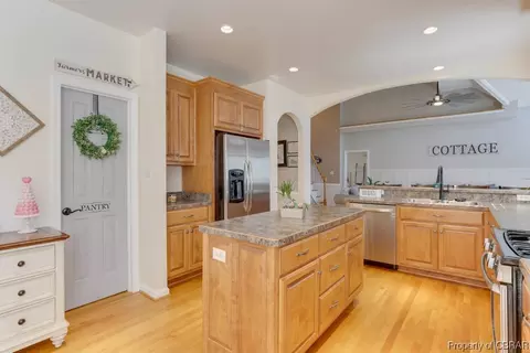 4 Willow Rd, Hampton, VA 23664 photo 21