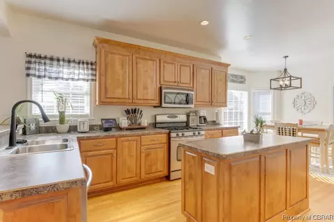 4 Willow Rd, Hampton, VA 23664 photo 22