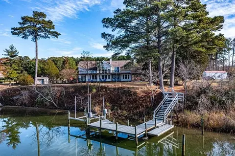 362 Beach Creek Rd, Lancaster, VA 22503