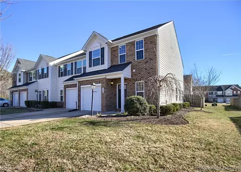 114 Hale Cir, Yorktown, VA 23690