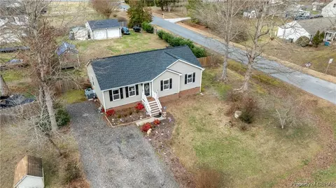 5757 Crany Creek Dr, Gloucester, VA 23061