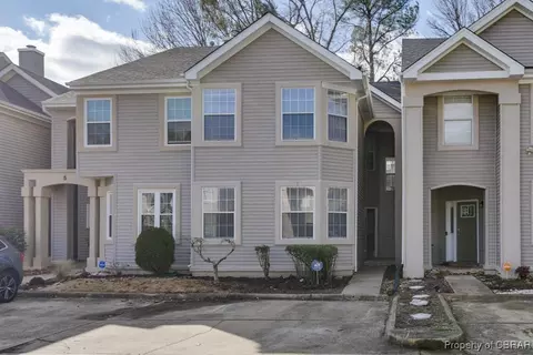 7 Springwood Pl, Hampton, VA 23666