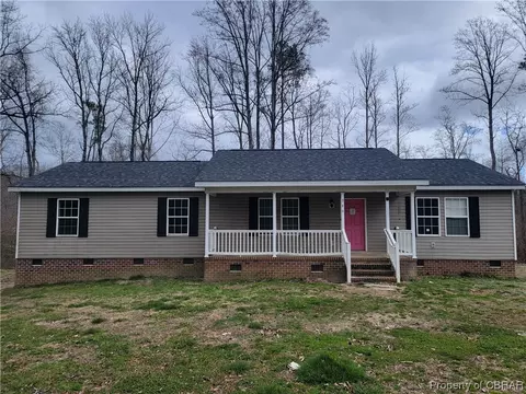 399 Countryside Dr, Saluda, VA 23149