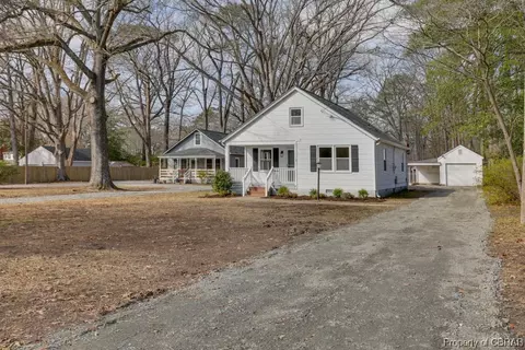 118 Shoe Ln, Newport News, VA 23606
