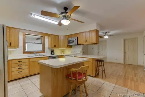 1636 York River Dr, Gloucester Point, VA 23062 photo 20