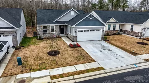 7026 Motley Landing Dr, Gloucester, VA 23061