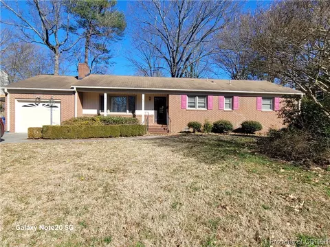 431 Winterhaven Dr, Newport News, VA 23606