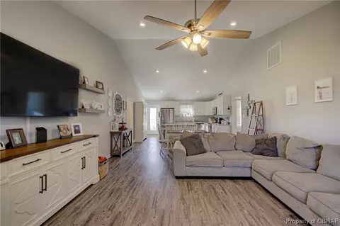 4944 Chestnut Fork Rd, Gloucester, VA 23061 photo 5