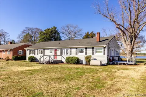 178 Shepards Warehouse Rd, Mattaponi, VA 23110