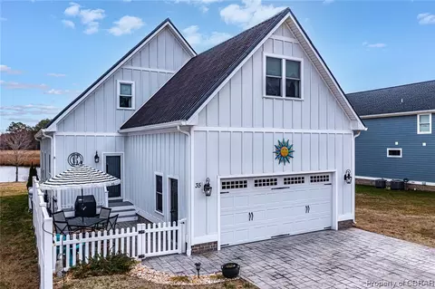 35 Grand View Ln, Warsaw, VA 22572