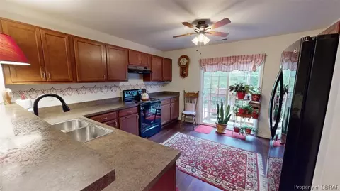 7374 Jeanne Dr, Gloucester, VA 23061 photo 14