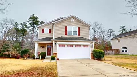 7374 Jeanne Dr, Gloucester, VA 23061