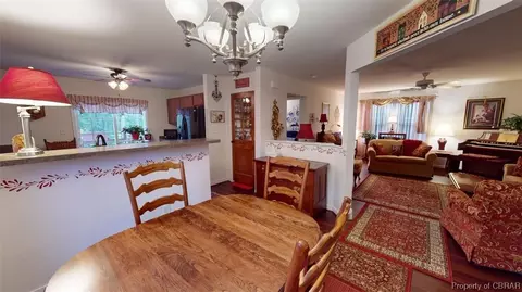 7374 Jeanne Dr, Gloucester, VA 23061 photo 11
