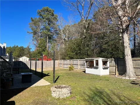 3675 Mariners Dr, Hayes, VA 23072 photo 41