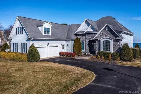 52 Spinnaker Ct, Heathsville, VA 22473