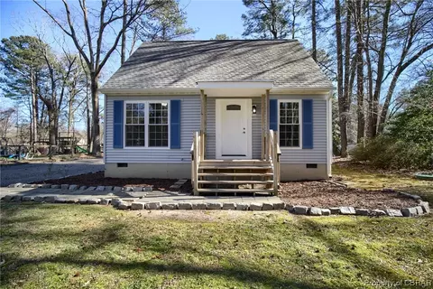 6473 Jones Creek Dr, Gloucester, VA 23061
