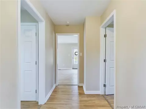 6864 Fields Landing Rd, Hayes, VA 23072 photo 17