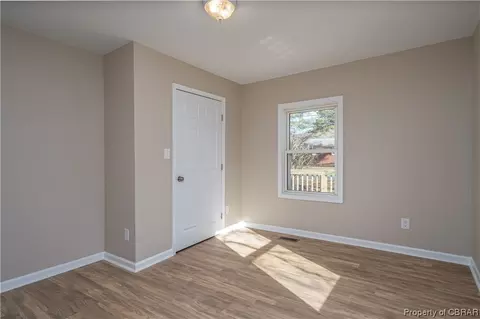6864 Fields Landing Rd, Hayes, VA 23072 photo 23
