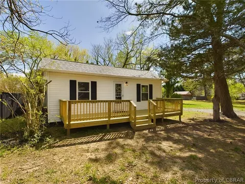 6864 Fields Landing Rd, Hayes, VA 23072 photo 6