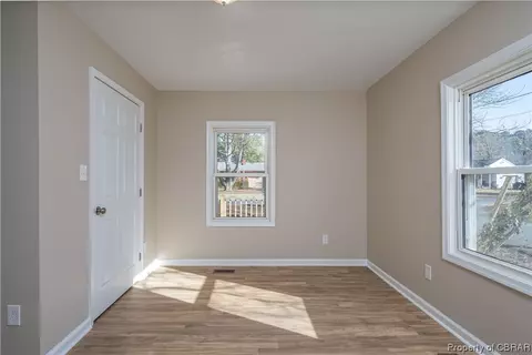 6864 Fields Landing Rd, Hayes, VA 23072 photo 24