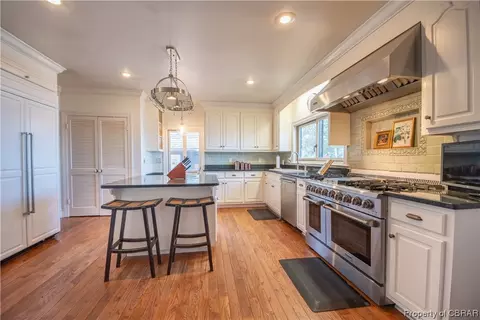 1081 Holland Point Rd, Dutton, VA 23050 photo 15